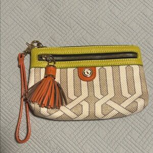 Spartina 449 Beige and Lime Wristlet